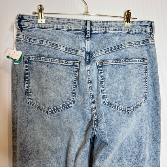 H&M Vintage Straight Ultra High Waist Split Hem Jeans. Size 16 - Picture 5 of 10
